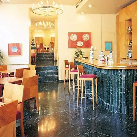 Sh Ingles Boutique Hotel 